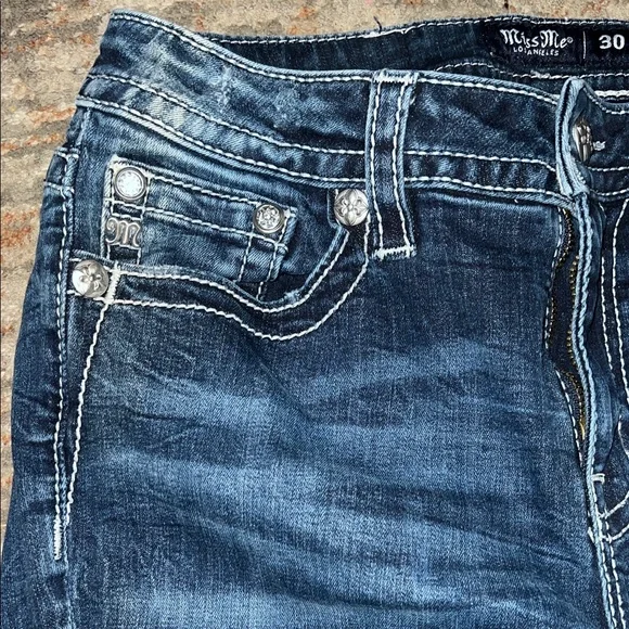 Miss Me Dream Catcher Skinny Jeans with Embellished Pockets Size 30 - Picture 5 of 11